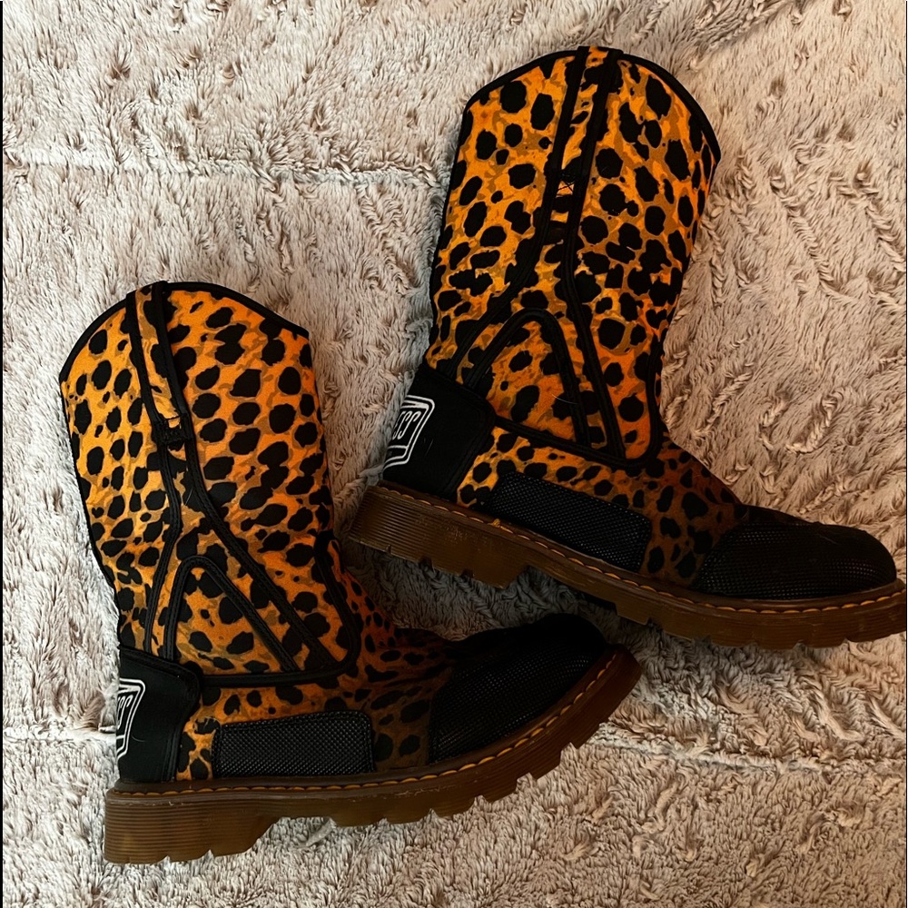Luckless canvas-ish boots with rubber toe cover